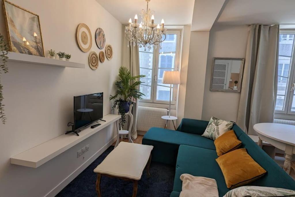 بو Cosy Queen -3Ch- Centre Ville & Parking Privee - Wifi Haut Debit المظهر الخارجي الصورة